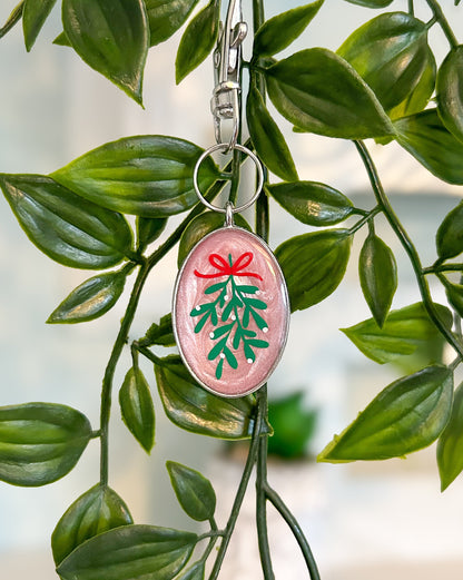 Mistletoe Resin ID Dog Tag / Pet Tag / Keyring