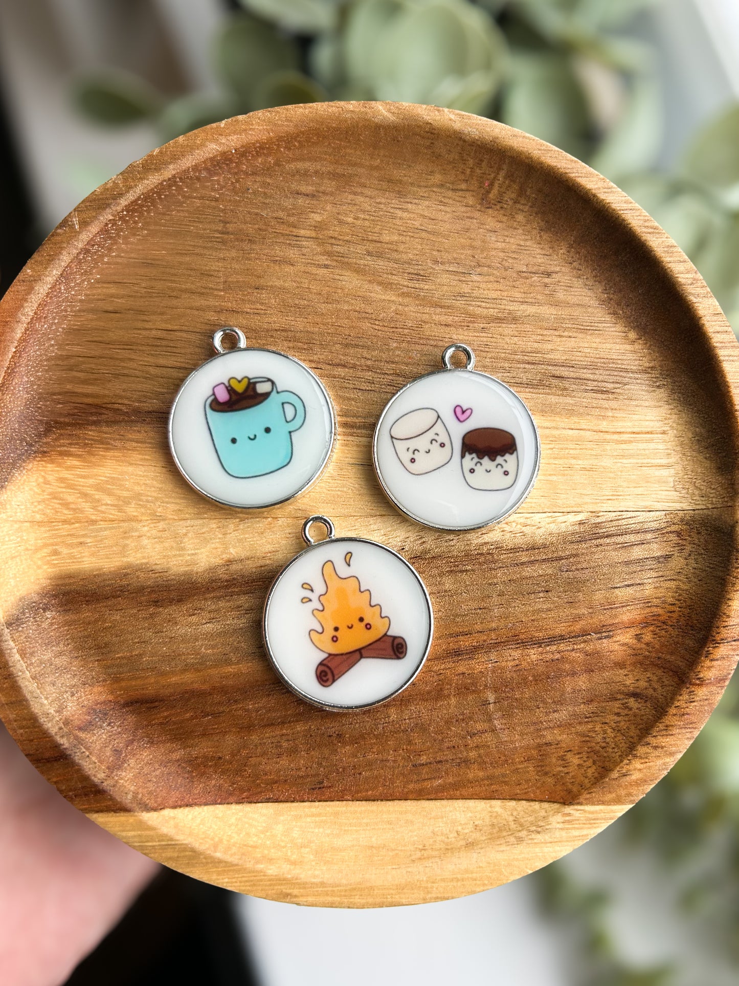 IvyWoodCo Fireside Harvest Resin ID Dog Tag / Pet Tag / Keyring