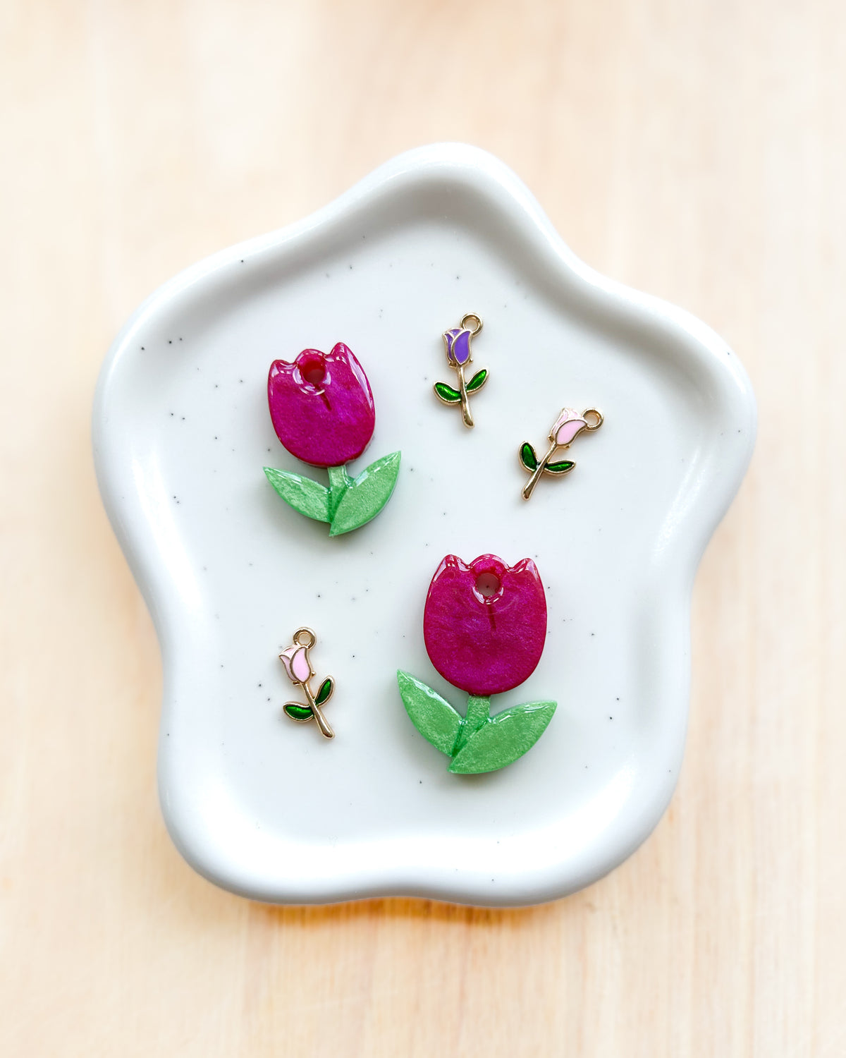 Tulip Resin ID Dog Tag / Pet Tag / Keyring