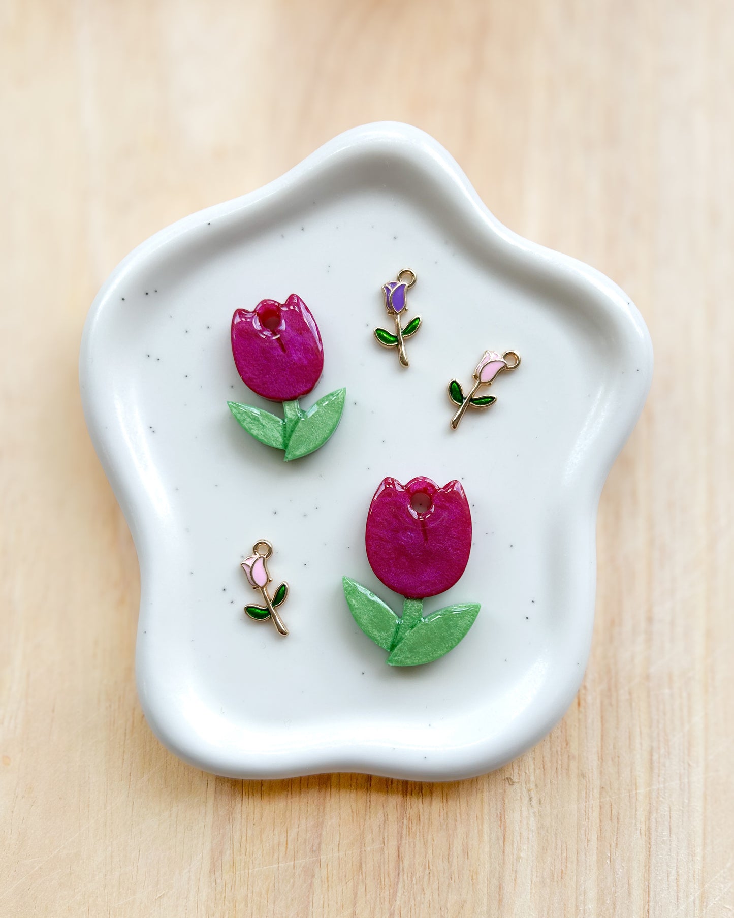 Tulip Resin ID Dog Tag / Pet Tag / Keyring